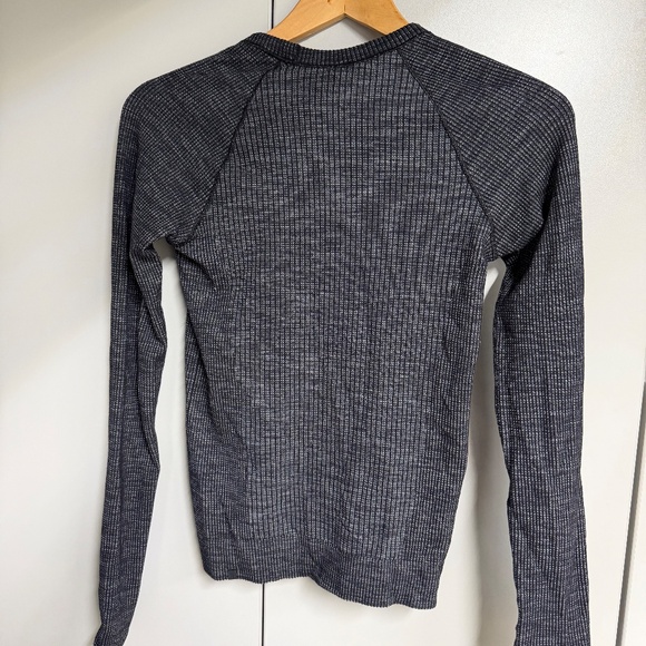 Lululemon Cute Shirt - Picture 2 of 2